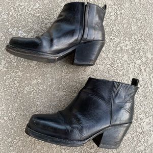 Acne Studios Black Leather Square Toe Ankle Boots Booties SZ 38/7.5-8
